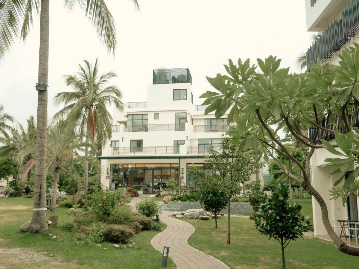 怎麼拍都像雜誌封面！台東風格民宿必住９間：唯美純白系、稻浪第一排、海景看星星