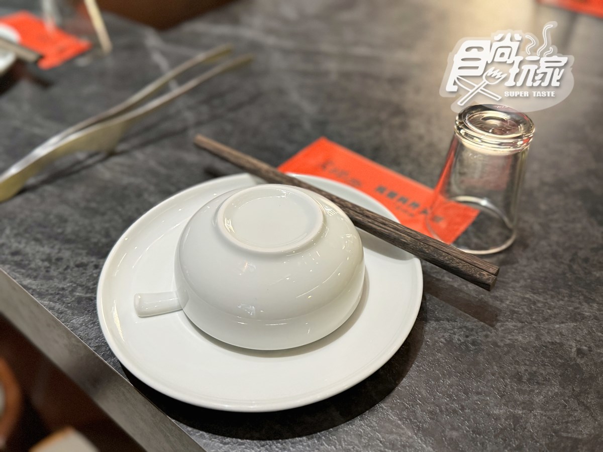 全台最美「百年老宅麻辣鍋」！420元起爽嗑海陸鴛鴦，必點限定版「雞煲蟹鍋」