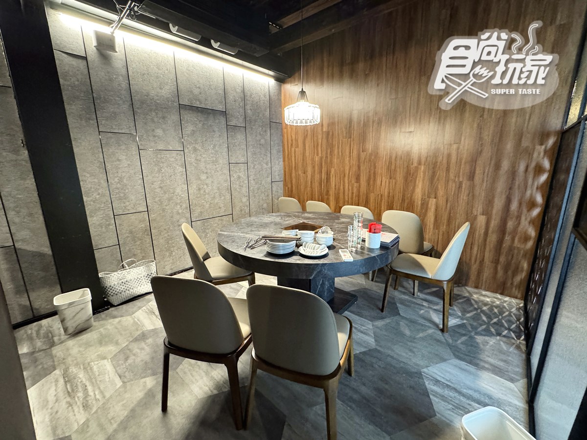 全台最美「百年老宅麻辣鍋」！420元起爽嗑海陸鴛鴦，必點限定版「雞煲蟹鍋」