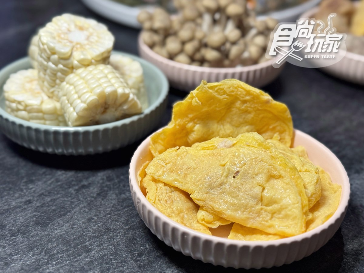 全台最美「百年老宅麻辣鍋」！420元起爽嗑海陸鴛鴦，必點限定版「雞煲蟹鍋」