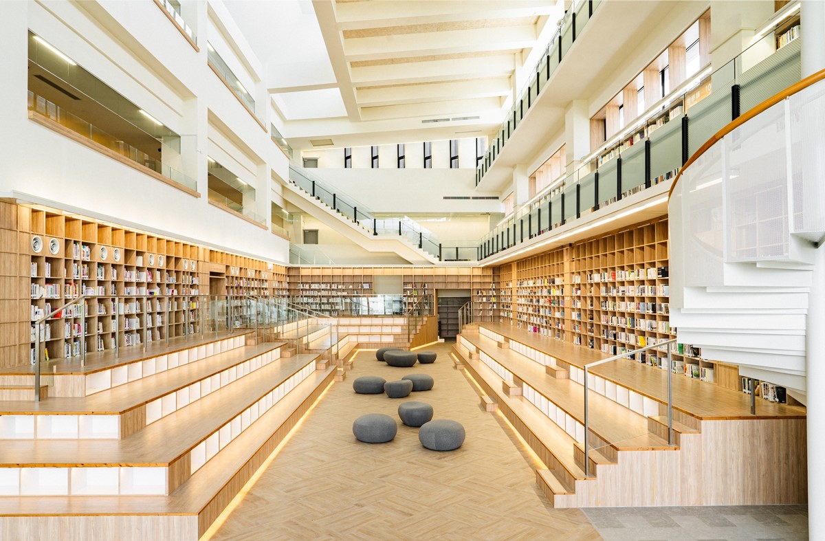 全台最美圖書館開放！山嵐書牆、挑高玻璃窗超好拍，還有24小時圖書館興建中