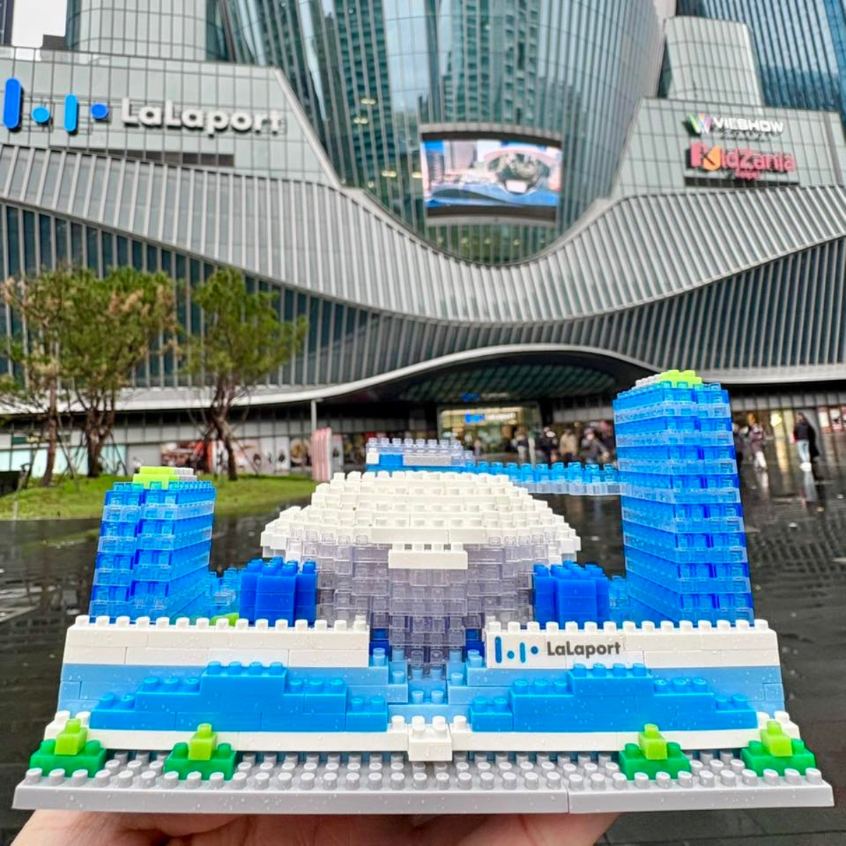 「海綿寶寶鳳梨屋」登陸商場！免費打卡再送限量周邊，加碼台南三井二期開幕