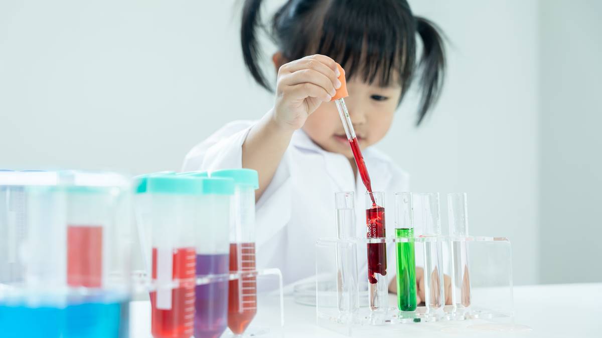 ３星座小孩超難管教！水瓶越被束縛越反抗，「第１名」開口就刺傷父母心