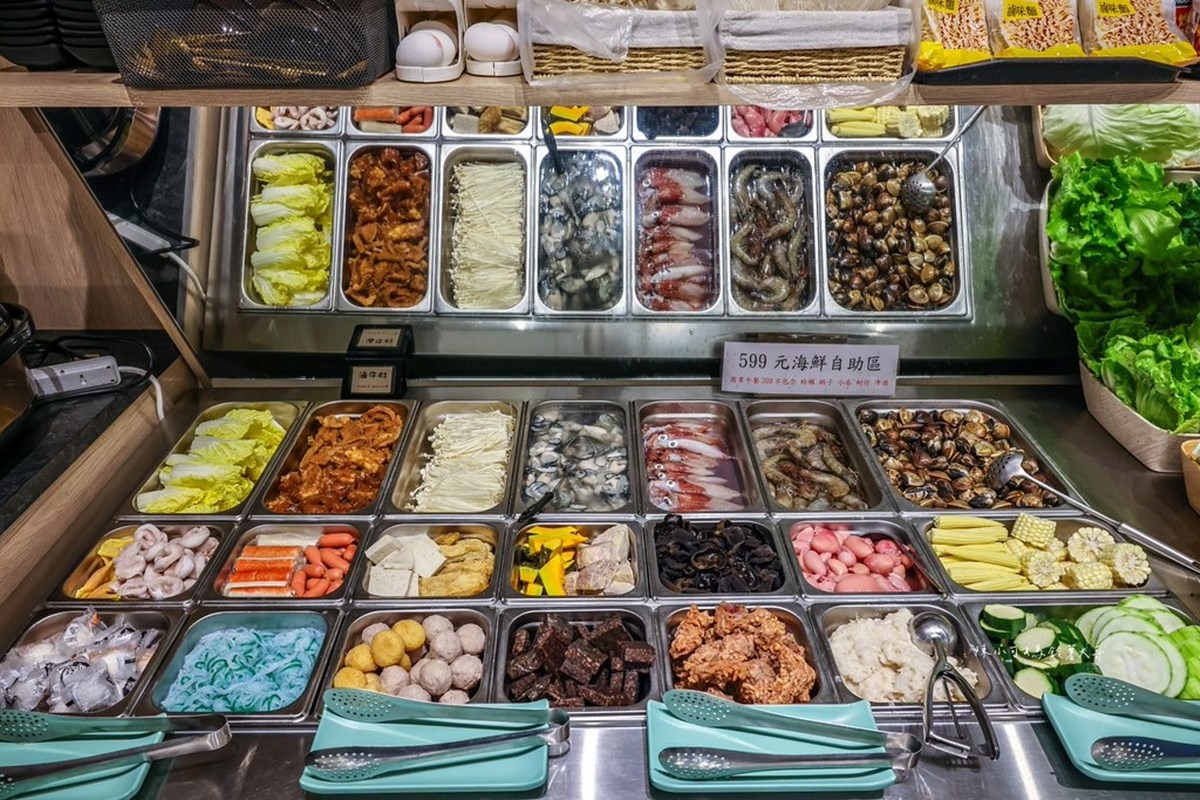 399元起麻辣鍋吃到飽！海鮮自助吧＋現切肉品暢吃，櫻桃、草莓、甜點任夾