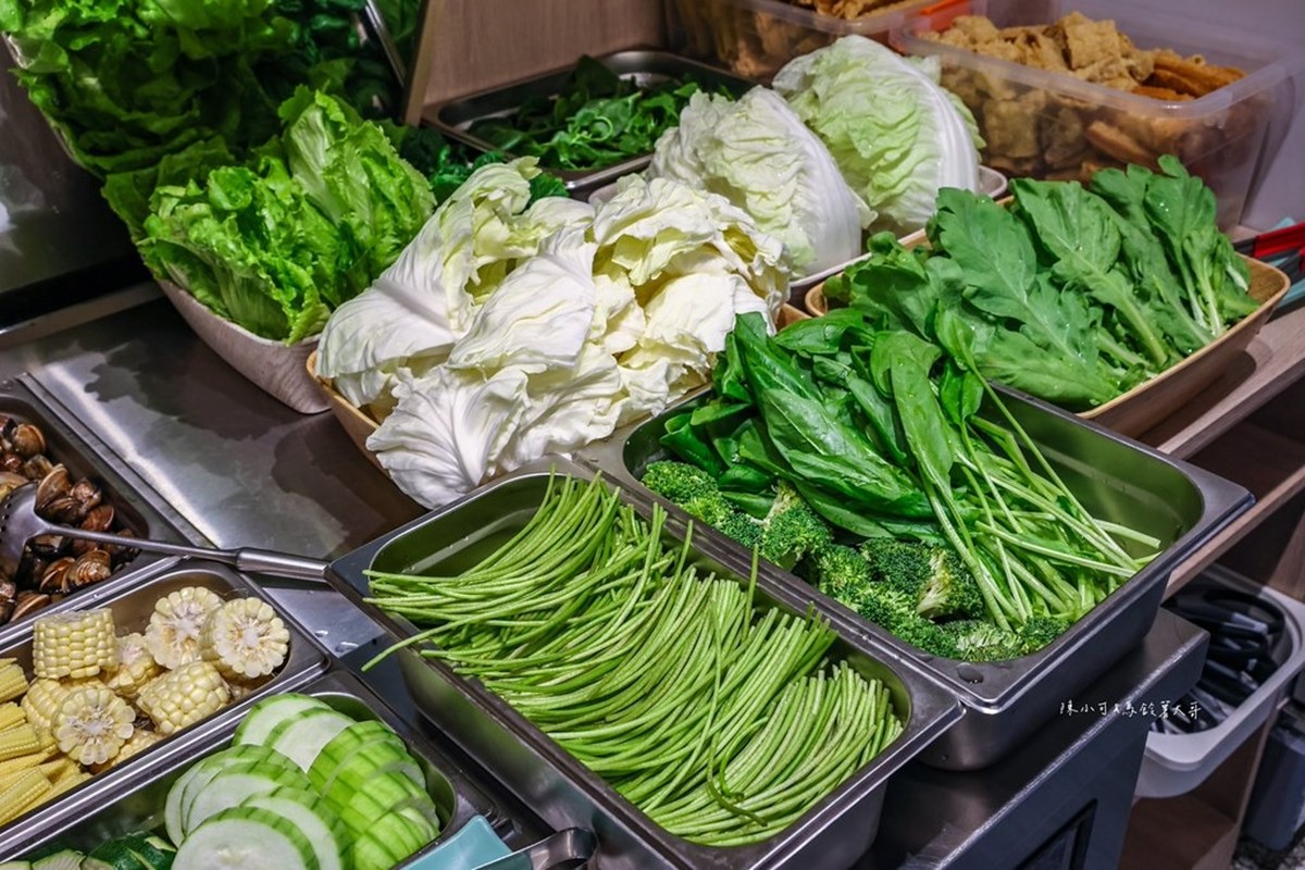 399元起麻辣鍋吃到飽！海鮮自助吧＋現切肉品暢吃，櫻桃、草莓、甜點任夾