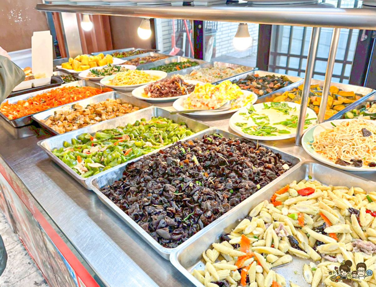 高雄隱藏版「高CP值自助餐」！餐檯多達60樣菜色超澎派，地點藏身市府大樓
