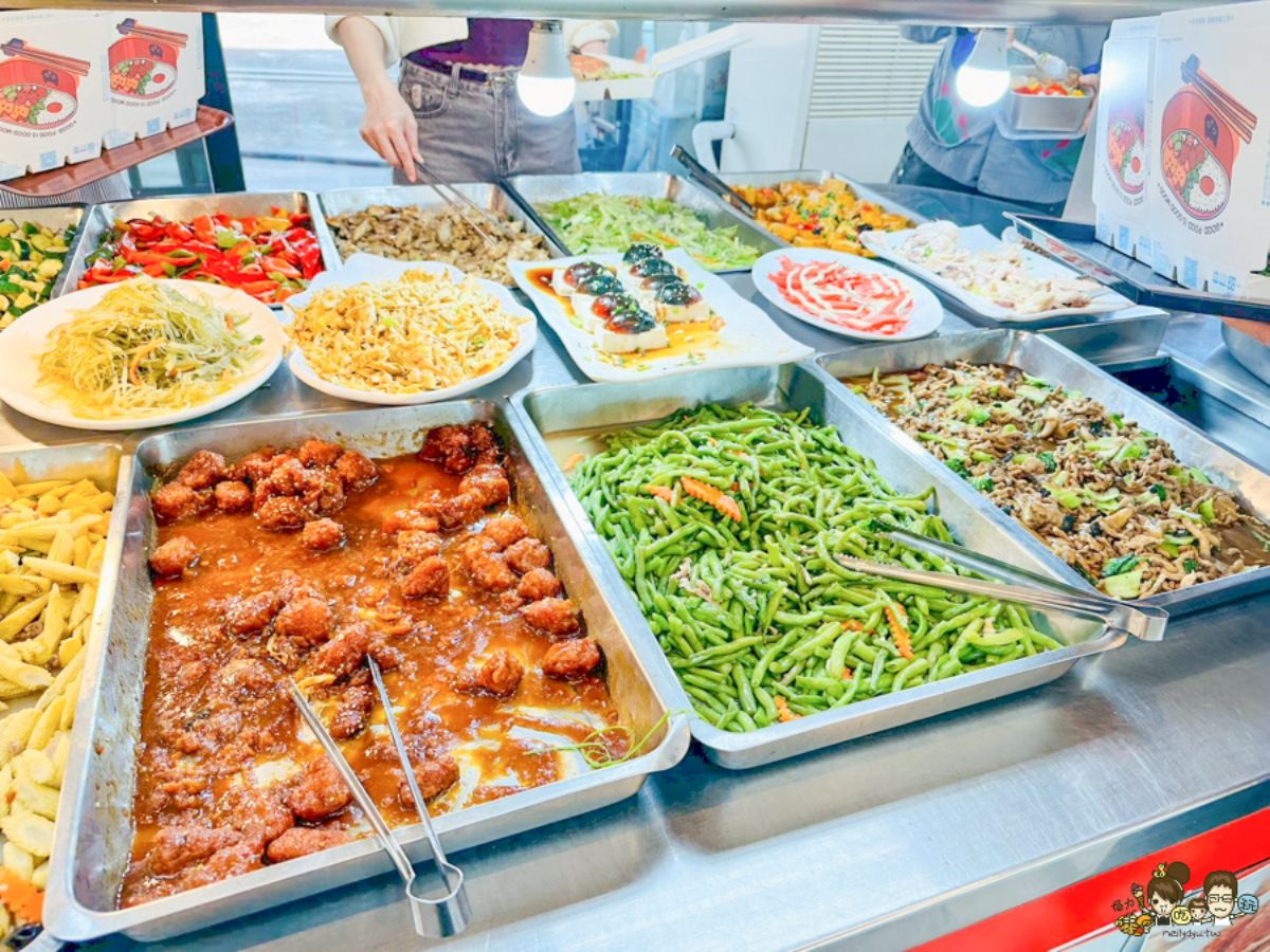 高雄隱藏版「高CP值自助餐」！餐檯多達60樣菜色超澎派，地點藏身市府大樓