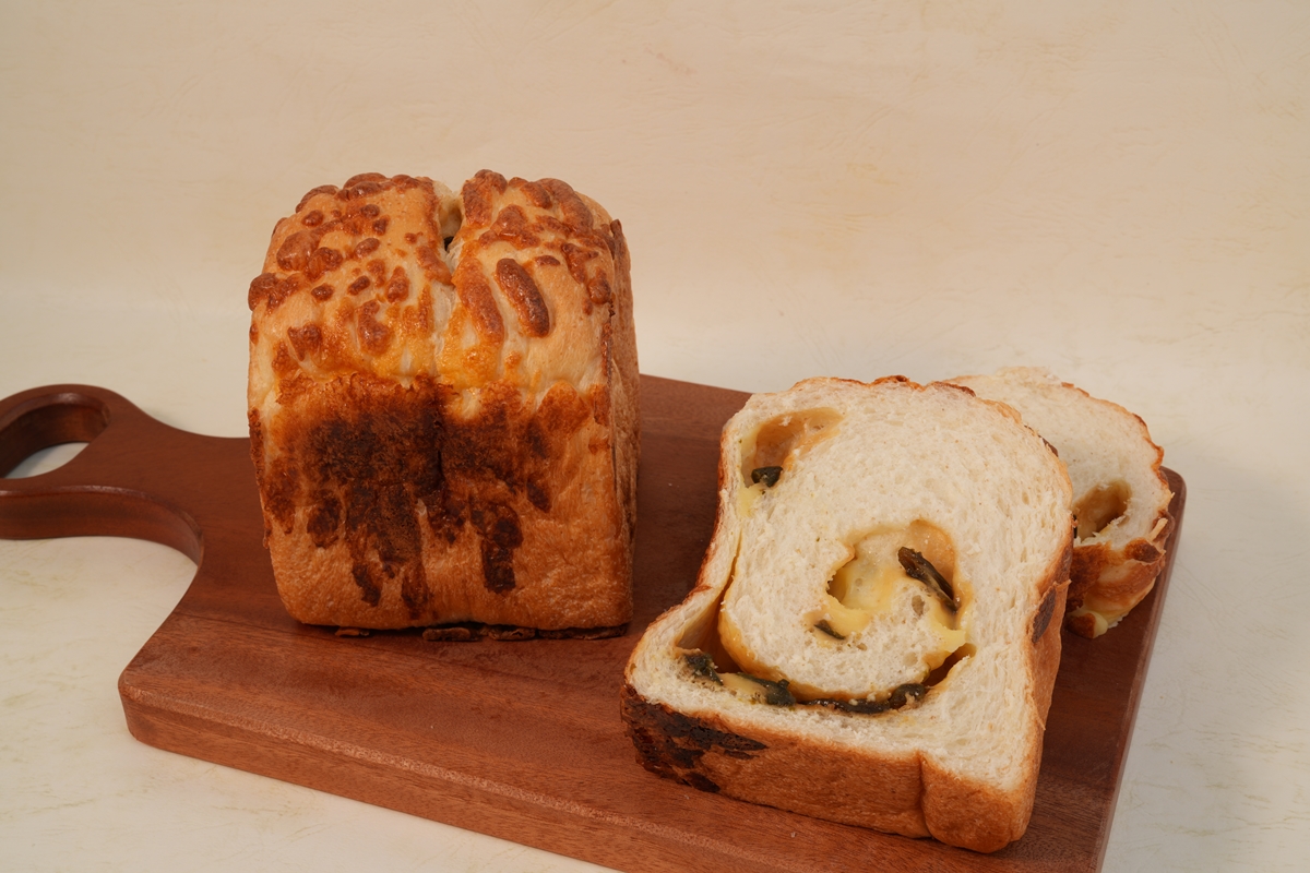 免費請你吃柚香檸檬餐包！「團購冠軍手撕吐司店」限時84折，每口都濕潤蓬鬆