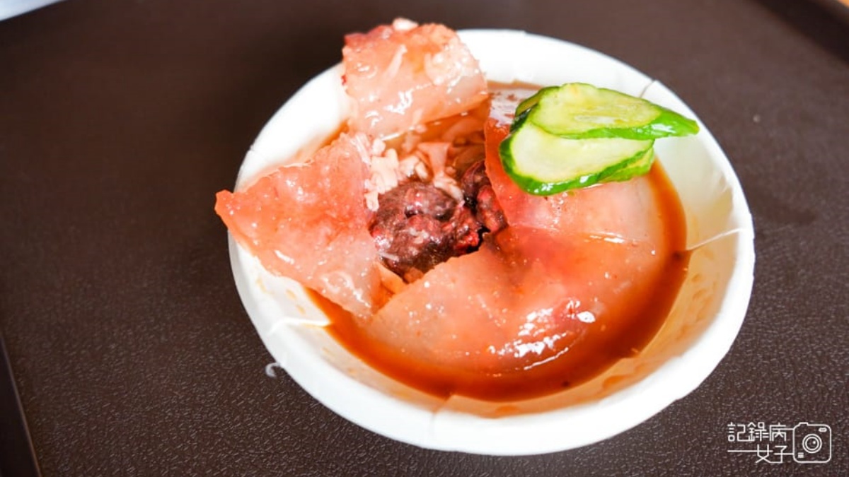 九份美食７：金枝紅糟肉圓