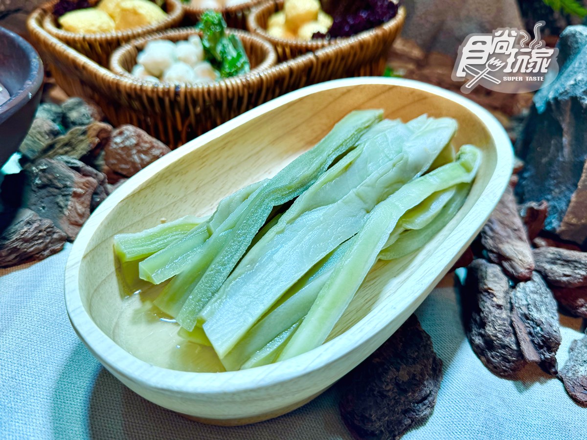 全台第１間「山野風火鍋」開幕！５大亮點搶先看，必嗑９秒銷魂牛、肉花圈