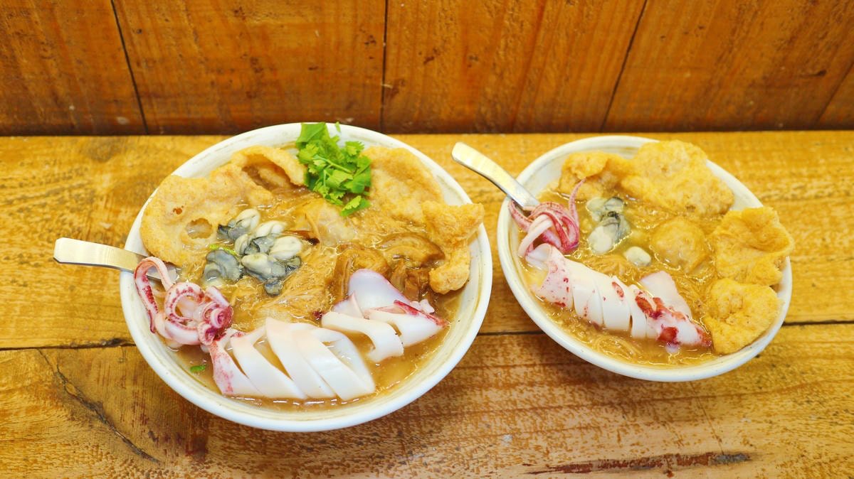 別只逛南西商圈！赤峰街打鐵巷弄12家美食推薦：老宅咖啡、浮誇麵線、冠軍肉桂捲