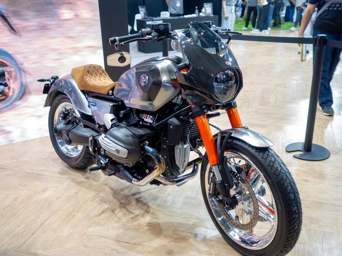 路邊停車新制4/1上路!網友一看掀兩派論戰:機車位更難找了 路邊停車新制4/1上路!網友一看掀兩派論戰:機車位更難找了