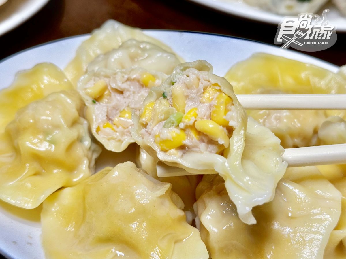 高雄人激推「爆汁水餃」超有料！飄香25年老字號藏這，開賣冷凍包在家輕鬆煮