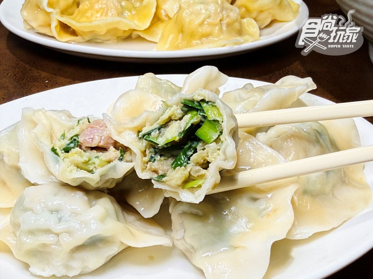 高雄人激推「爆汁水餃」超有料！飄香25年老字號藏這，開賣冷凍包在家輕鬆煮