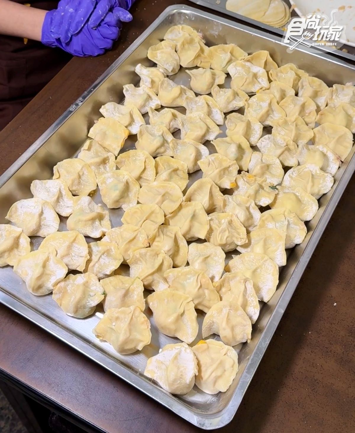 高雄人激推「爆汁水餃」超有料！飄香25年老字號藏這，開賣冷凍包在家輕鬆煮