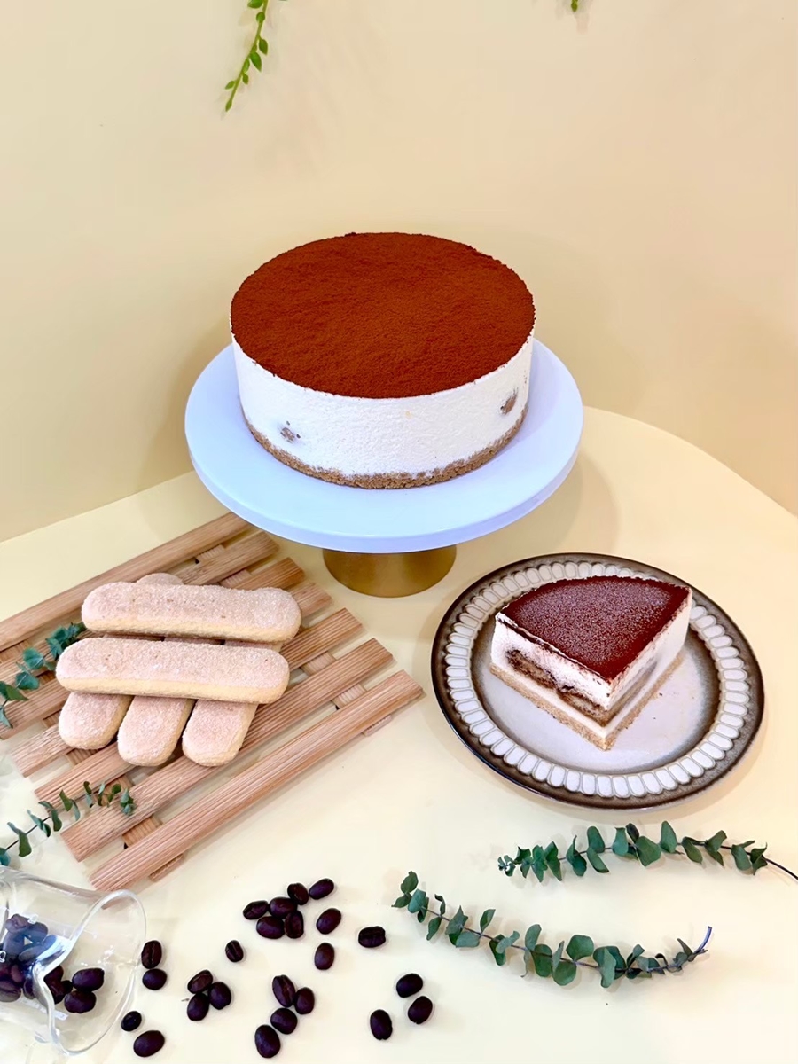 平價千層蛋糕天花板85折！35層手作蛋皮滑順綿密，斑馬巧克力、檸檬款必點