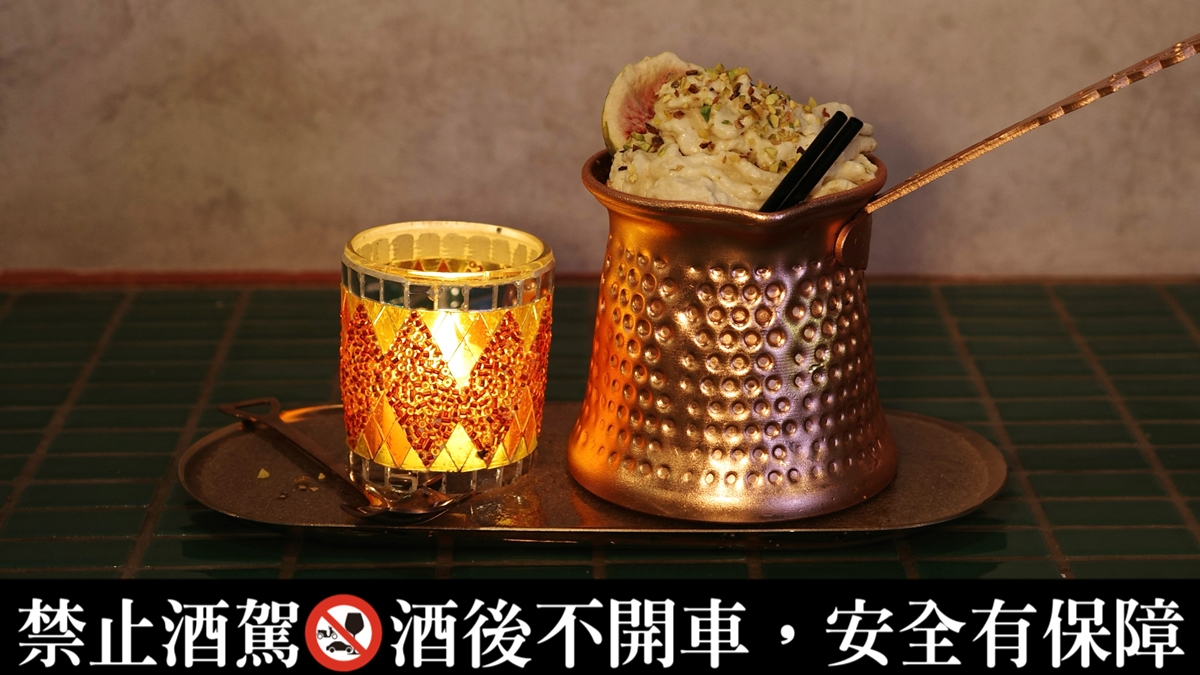 西門町「深夜遊樂場」85折！彈珠台、彈跳床變甜點，必吃爆漿泡芙、跳跳糖巴斯克