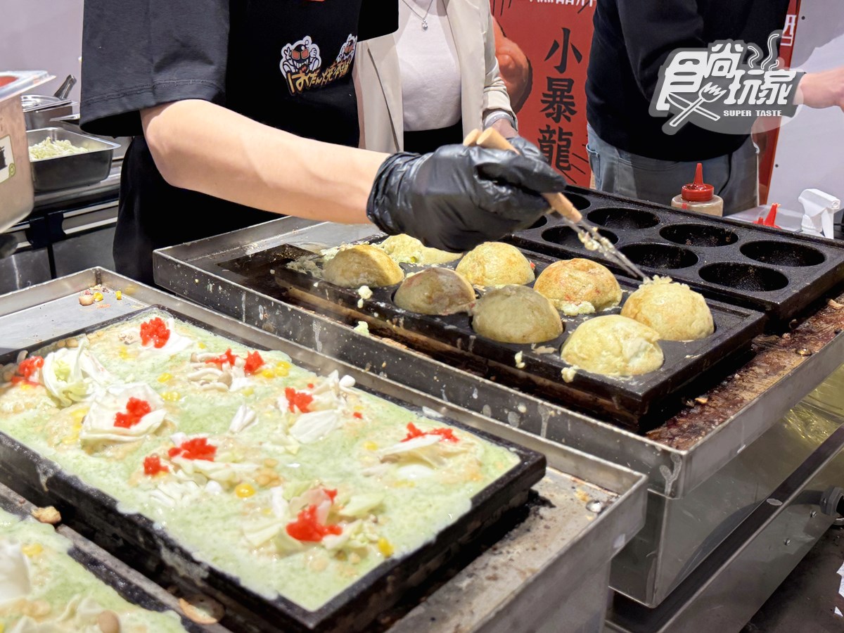 超夯「巨無霸章魚燒」買一送一!塞滿10種料+東泉辣醬太狂,加碼19元爽吃 超夯「巨無霸章魚燒」買一送一!塞滿10種料+東泉辣醬太狂,加碼19元爽吃