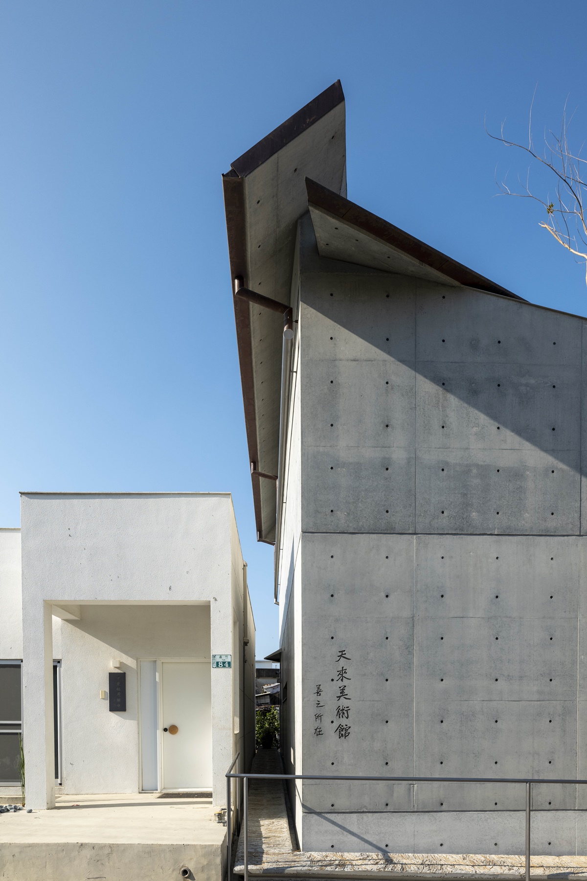 嘉義鄉間絕美新地標！「天來美術館」開館了，清水模建築＋首展免費入場