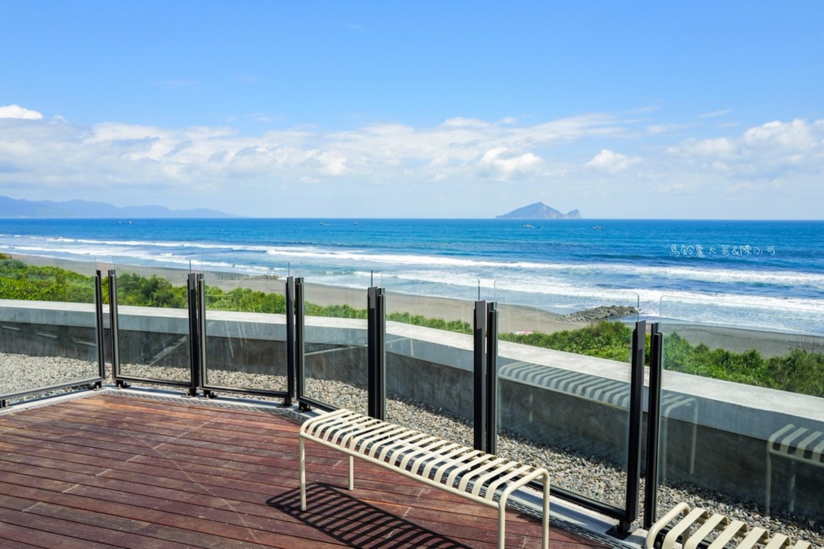 坐擁龜山島無敵窗景！宜蘭IG爆紅看海咖啡廳，360度賞太平洋還有私房沙灘秘境