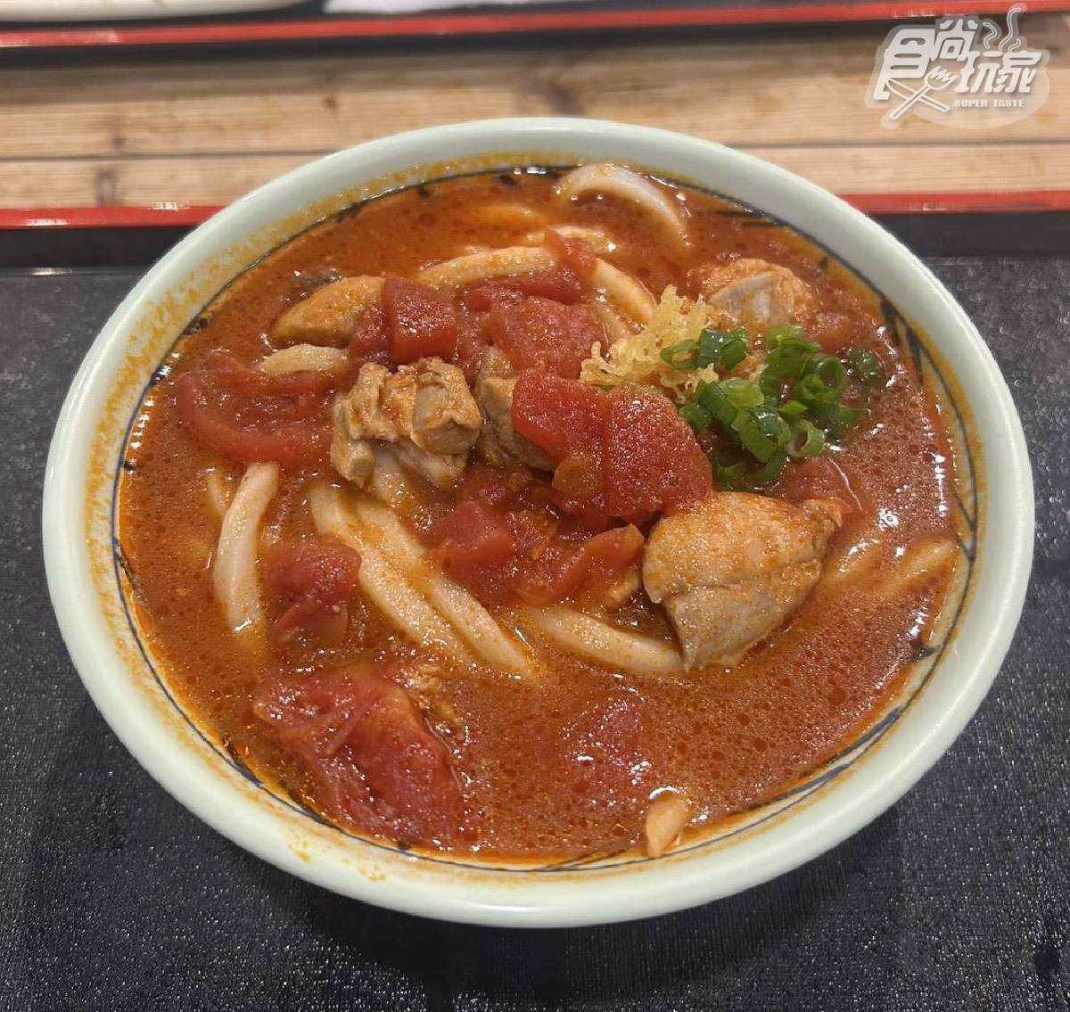 丸亀製麵普通為何總在排隊？老饕揭３大優勢讓人欲罷不能，加碼網友必吃名單