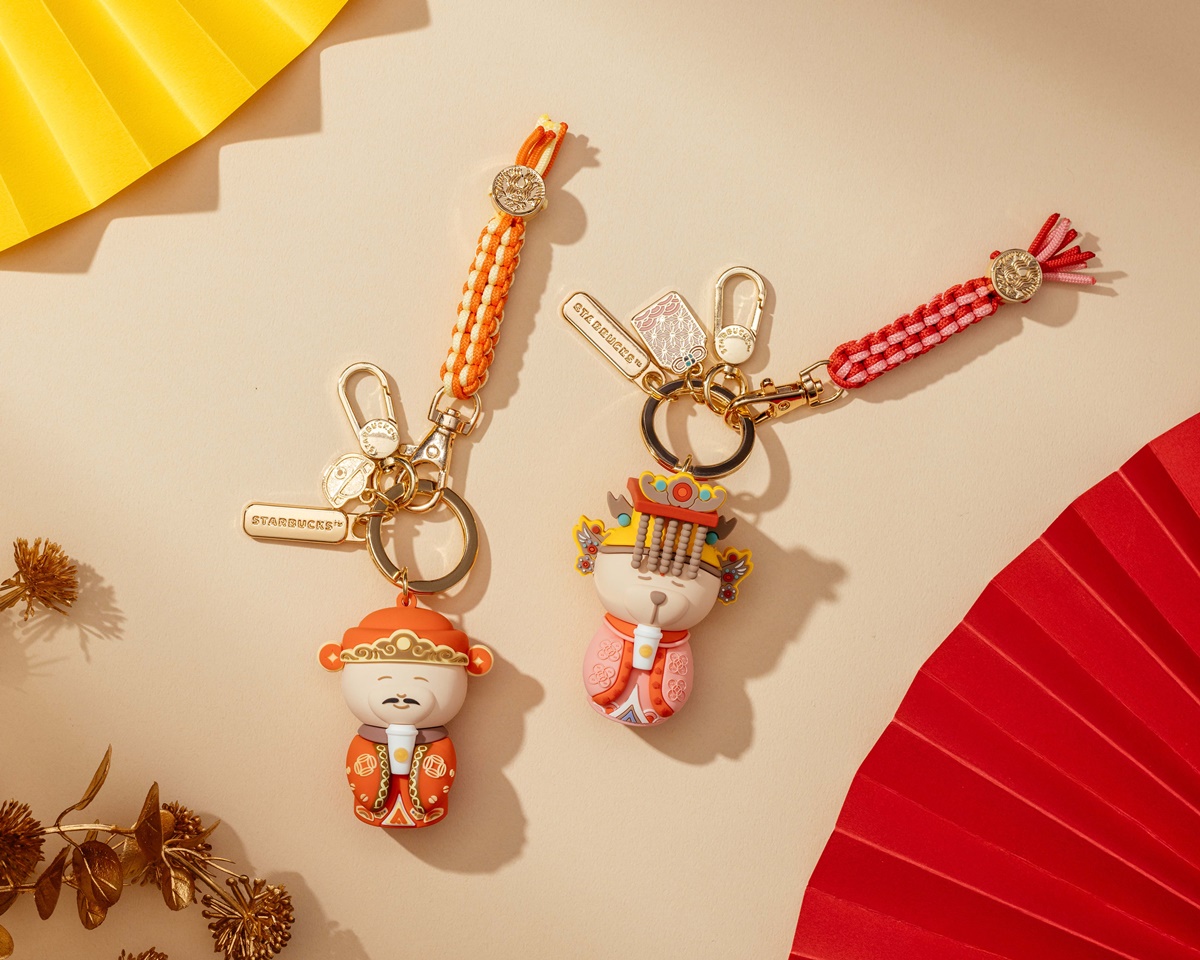 星巴克買一送一！４月外送優惠、「蘋果山茶花」咖啡新品、黑白貓咪提袋開搶