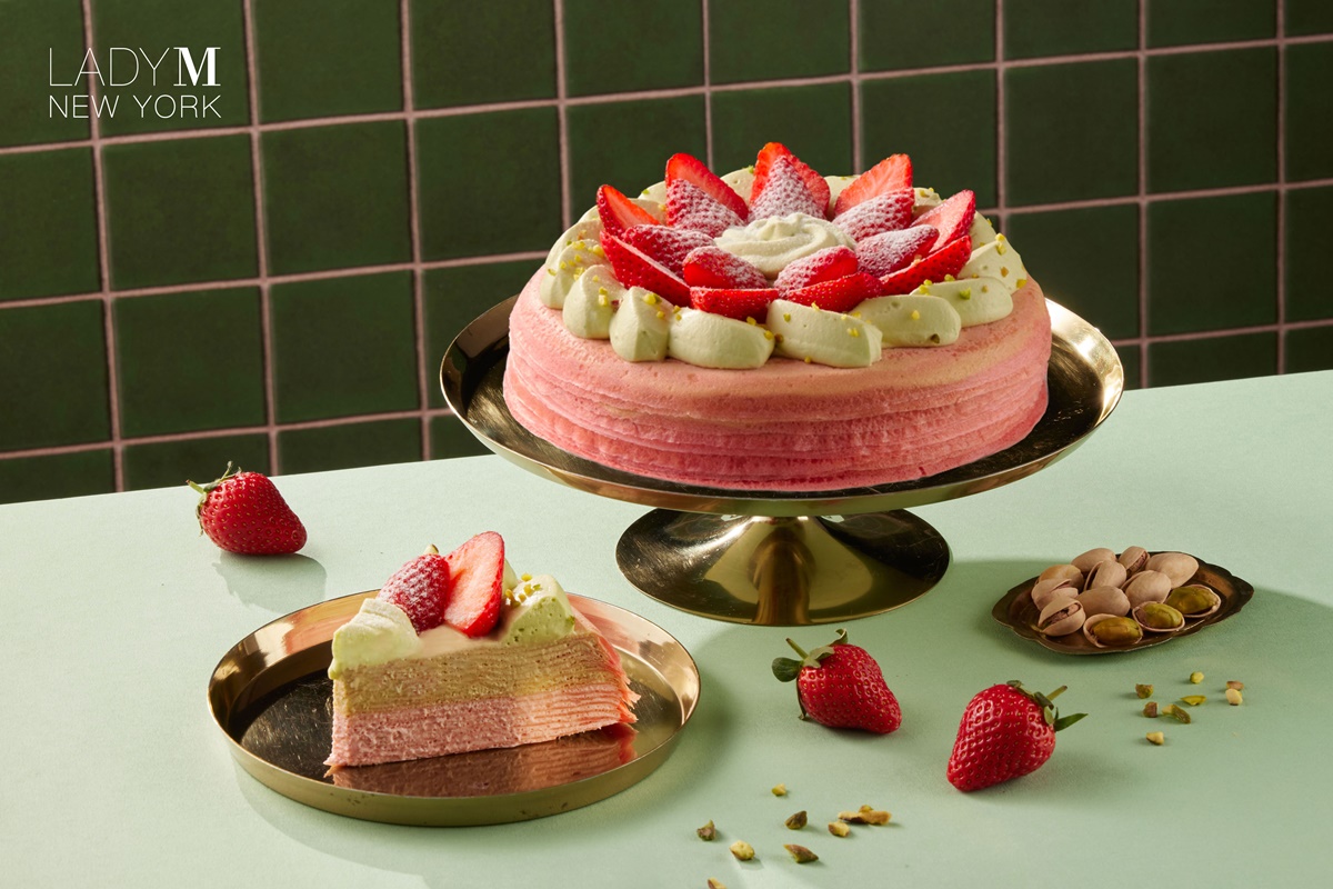 85度C也有「杜拜巧克力千層蛋糕」!2026母親節蛋糕,Lady M「草莓開心果千層」 85度C也有「杜拜巧克力千層蛋糕」!2026母親節蛋糕,Lady M「草莓開心果千層」