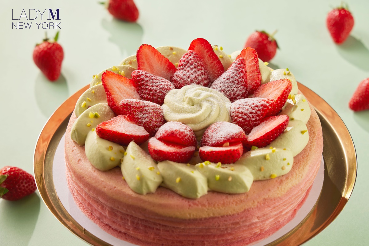 85度C也有「杜拜巧克力千層蛋糕」!2026母親節蛋糕,Lady M「草莓開心果千層」 85度C也有「杜拜巧克力千層蛋糕」!2026母親節蛋糕,Lady M「草莓開心果千層」