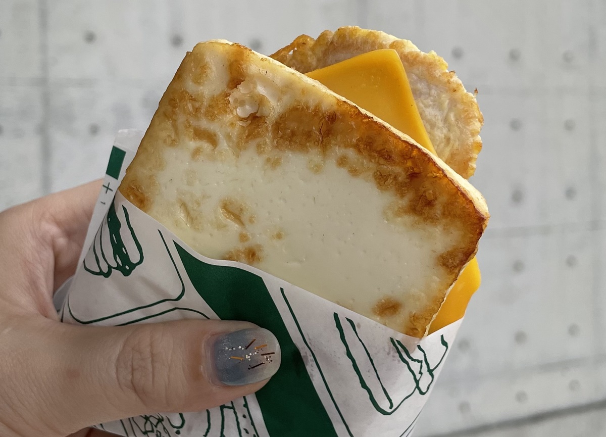 麥味登首推「蛋白漢堡」太狂！２層蛋白磚＋嫩雞超搭，加碼Q Burger買一送一