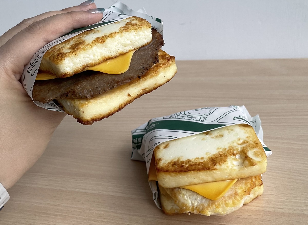 麥味登首推「蛋白漢堡」太狂！２層蛋白磚＋嫩雞超搭，加碼Q Burger買一送一