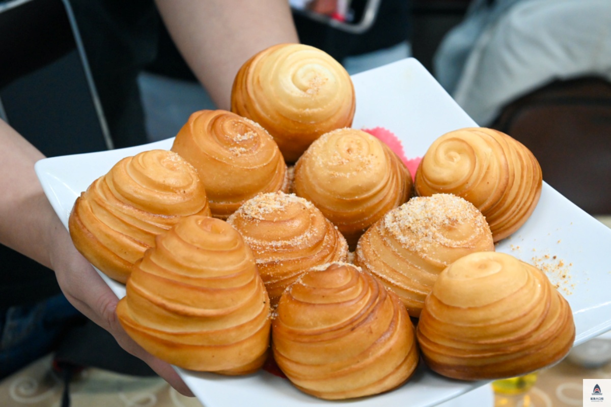 你可曾在雪山救過一隻狐狸？網瘋傳「醬板鴨」迷因是什麼？台北８家湘菜推薦