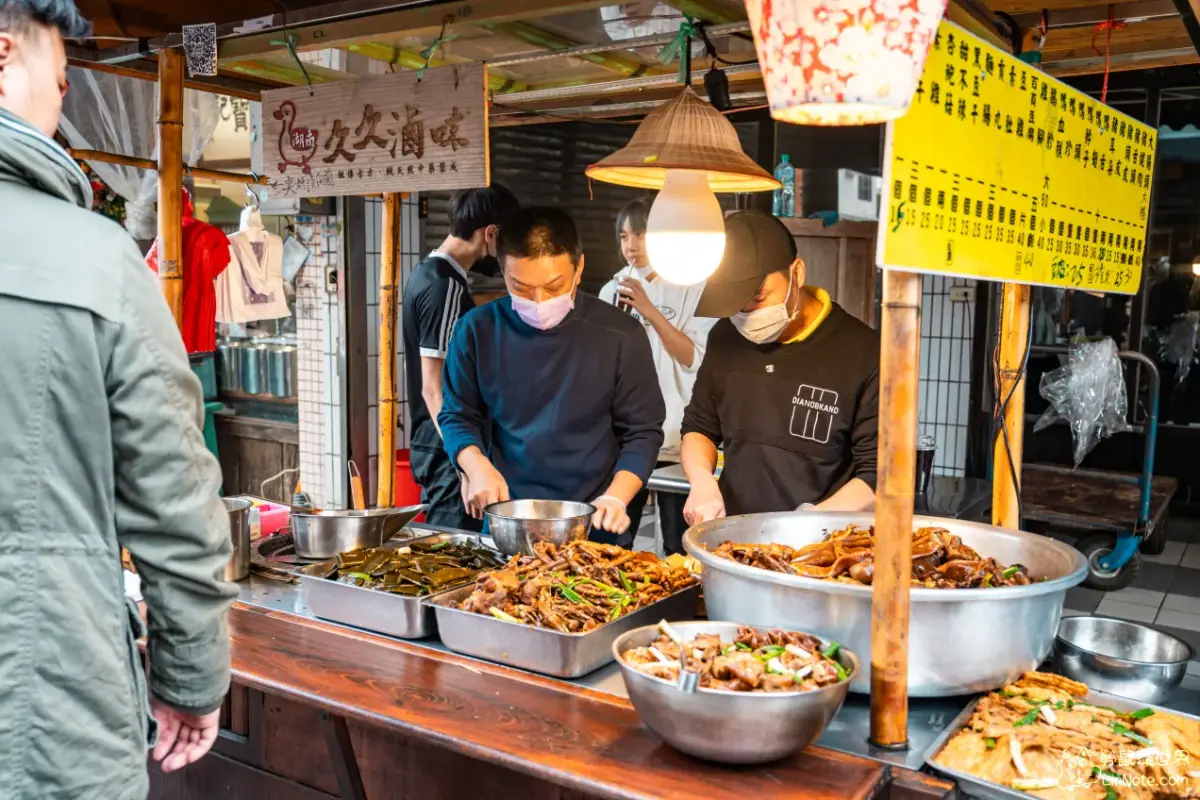 你可曾在雪山救過一隻狐狸？網瘋傳「醬板鴨」迷因是什麼？台北８家湘菜推薦