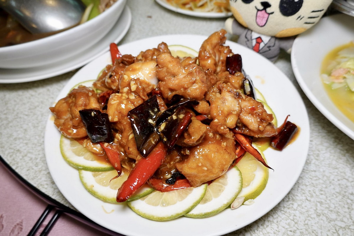 你可曾在雪山救過一隻狐狸？網瘋傳「醬板鴨」迷因是什麼？台北８家湘菜推薦