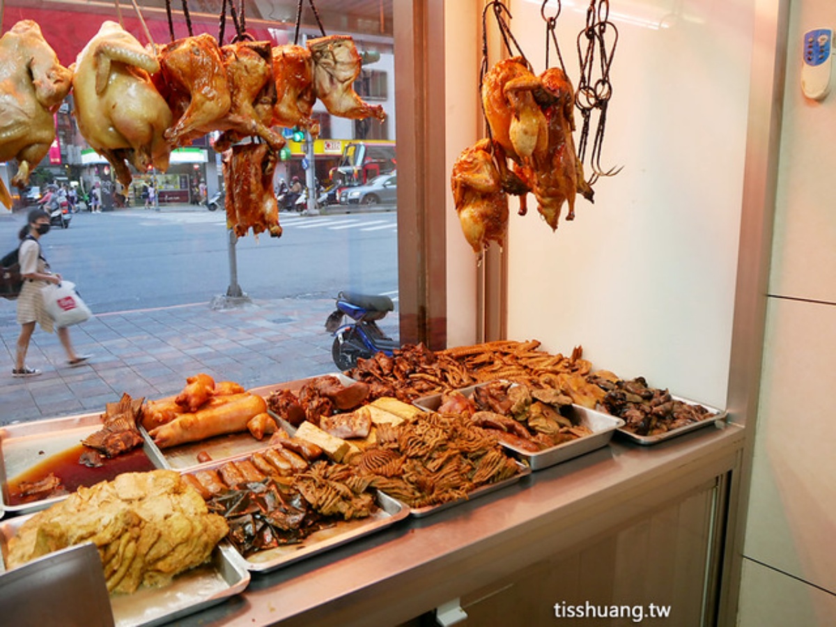 你可曾在雪山救過一隻狐狸？網瘋傳「醬板鴨」迷因是什麼？台北８家湘菜推薦