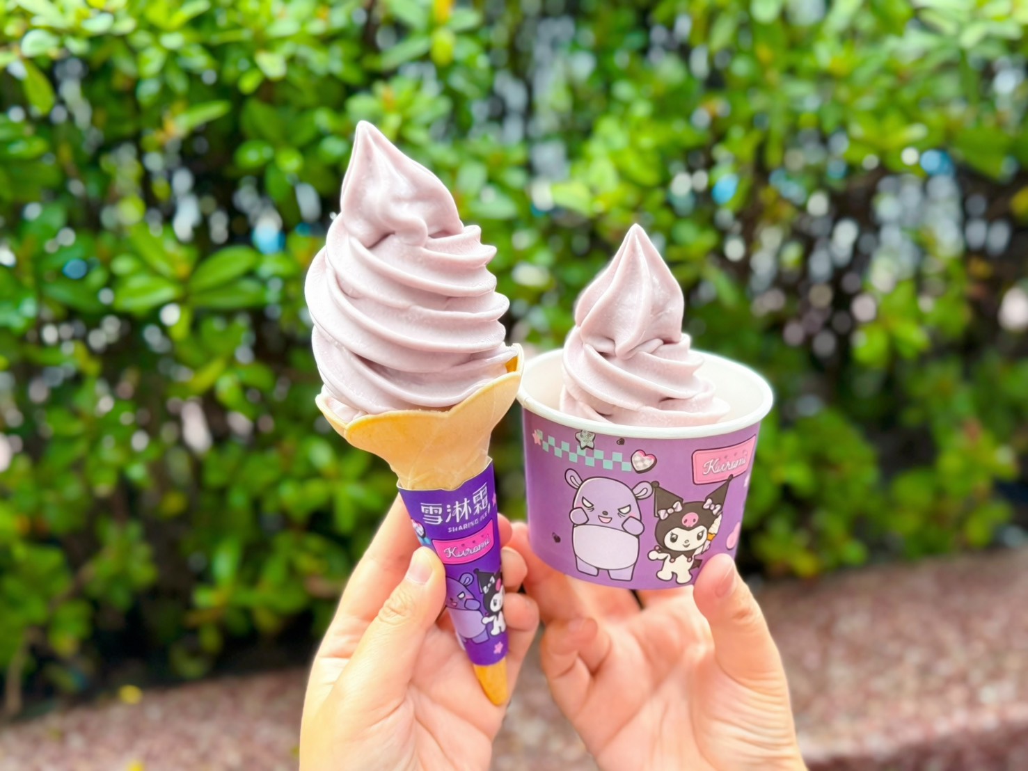 「酷洛米霜淇淋」降落小七！浪漫紫「藍莓起司」霜淇淋，思樂冰搭變色杯、送盲盒