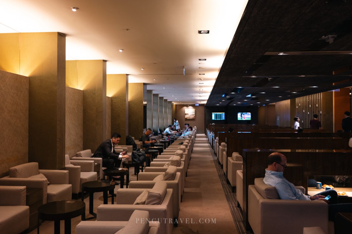 「鏞記名廚港式燒臘」松山機場吃得到!2026最新候機美食地圖、貴賓室食記公開 「鏞記名廚港式燒臘」松山機場吃得到!2026最新候機美食地圖、貴賓室食記公開