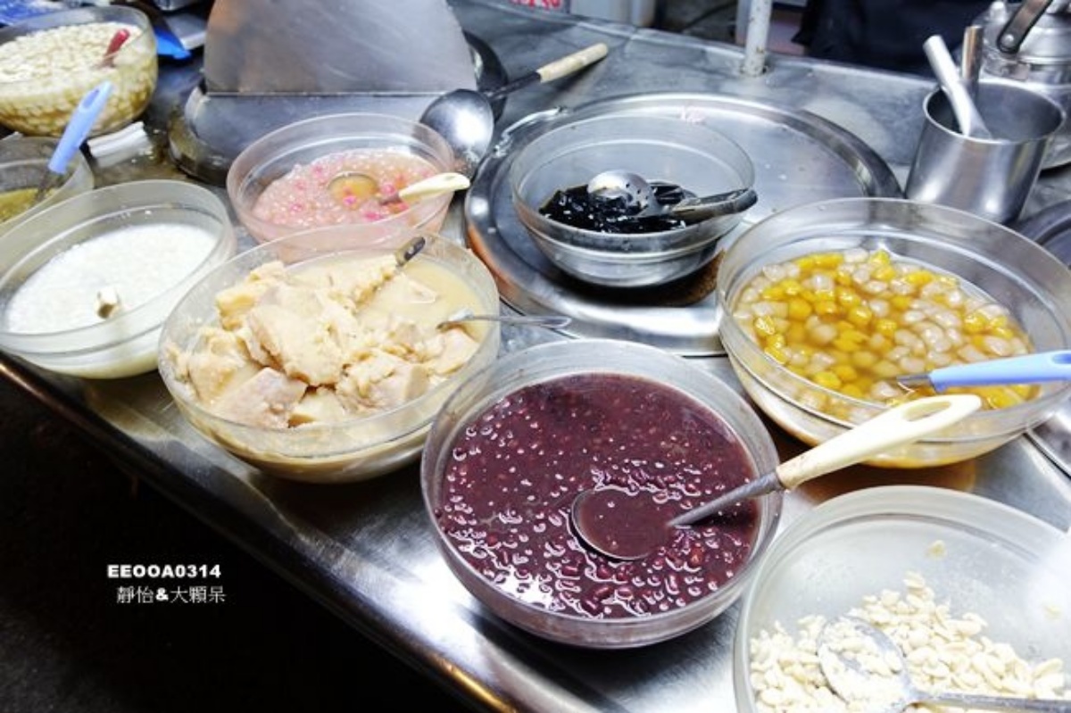 「台積100股」套圈圈天花板在這！精誠夜市全攻略：必排７家美食、逛暴紅遊戲攤