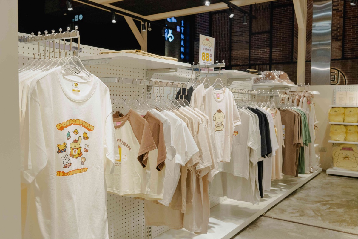 全台只有4間!30週年「布丁狗主題店」快閃登場,療癒餐點+限定周邊一次看 全台只有4間!30週年「布丁狗主題店」快閃登場,療癒餐點+限定周邊一次看