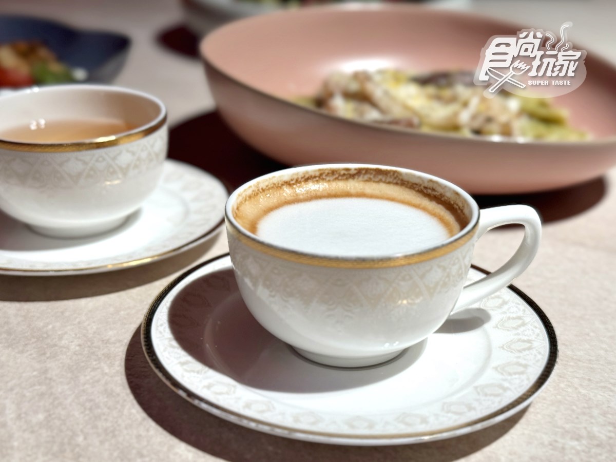 全台第1間「360度沉浸式餐廳」!176元起爽吃炭烤牛排,壽星免費送蛋糕 全台第1間「360度沉浸式餐廳」!176元起爽吃炭烤牛排,壽星免費送蛋糕