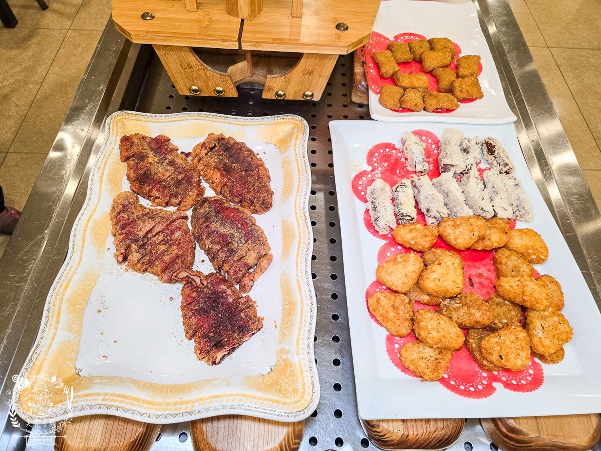 高雄398元「素食吃到飽」藏這!免收服務費,自助餐菜色、蔬食火鍋無限吃 高雄398元「素食吃到飽」藏這!免收服務費,自助餐菜色、蔬食火鍋無限吃