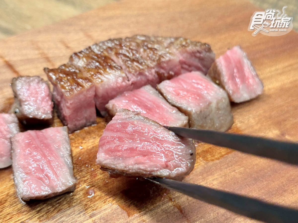 新竹排隊燒肉插旗台北！「阿叔燒肉」進軍東區，金箔松露炒飯、夢幻鑽石牛舌大推