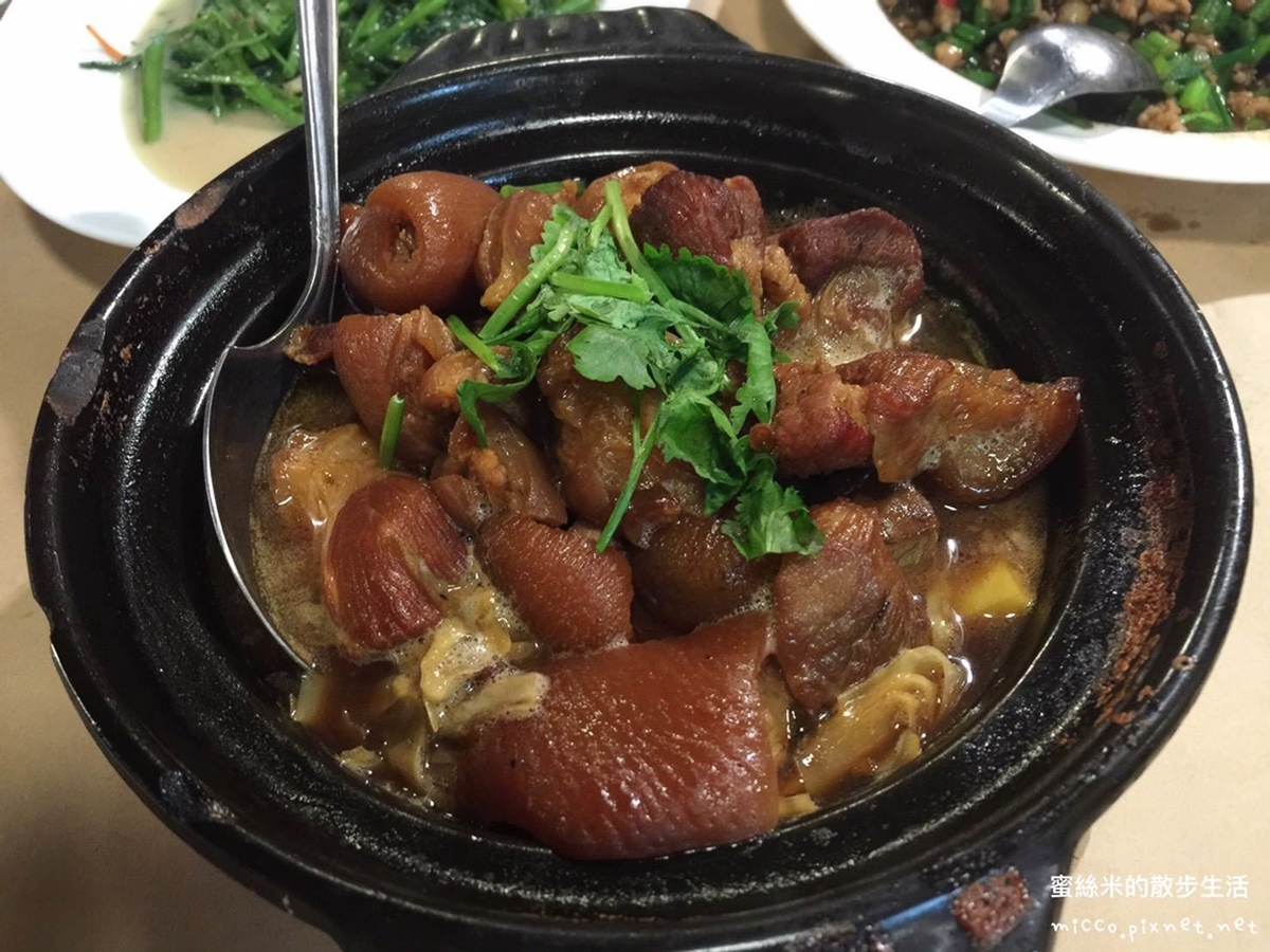 汐止美食８間推薦：高評價道地越南餐廳、60年銅板價宵夜鹹粥