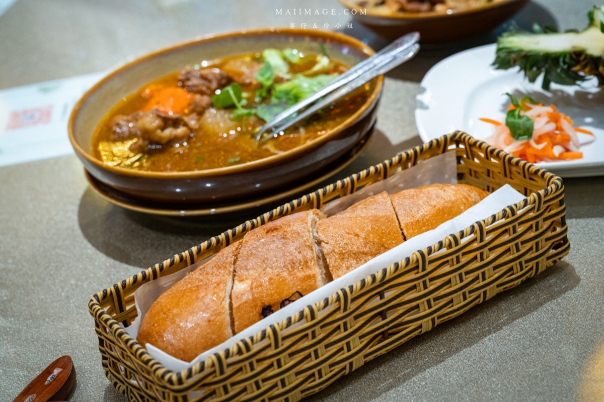 汐止美食８間推薦：高評價道地越南餐廳、60年銅板價宵夜鹹粥