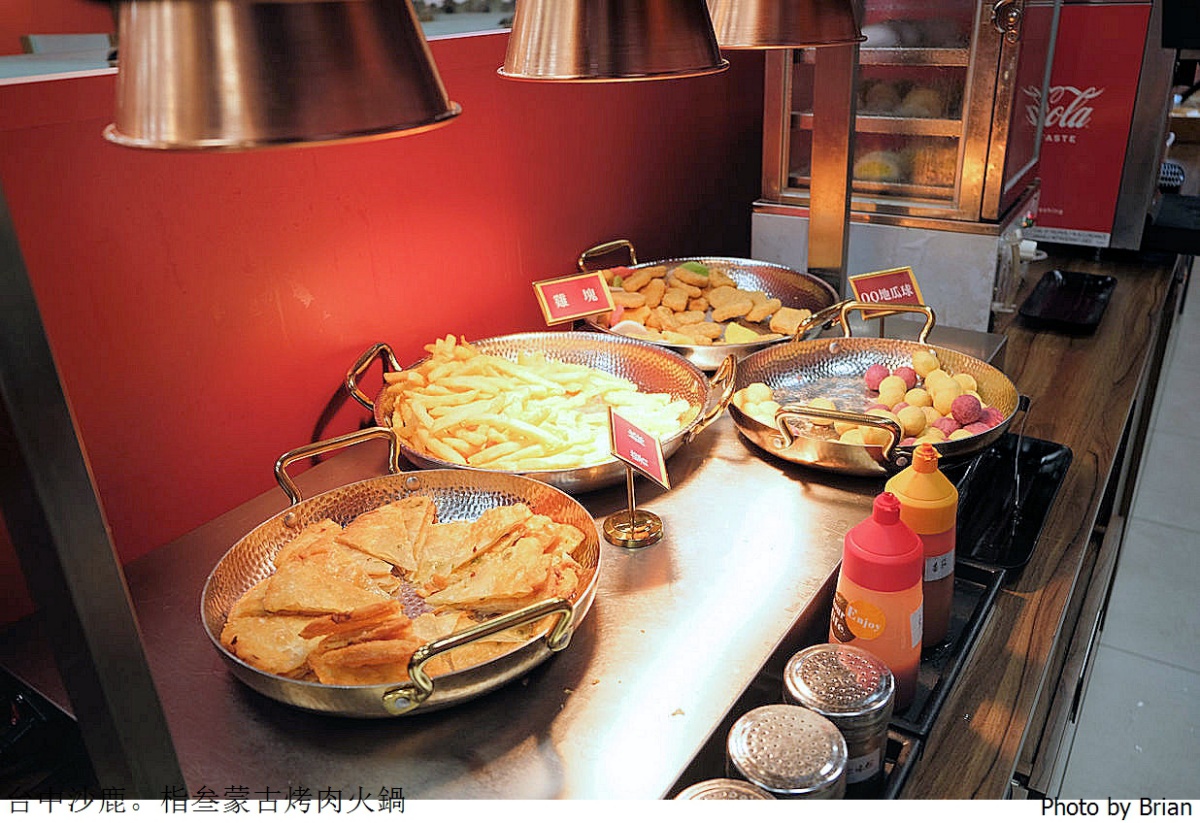 319元蒙古烤肉吃到飽!熟食、炸物無限夾,49元還有火鍋+蔬菜自助吧 319元蒙古烤肉吃到飽!熟食、炸物無限夾,49元還有火鍋+蔬菜自助吧