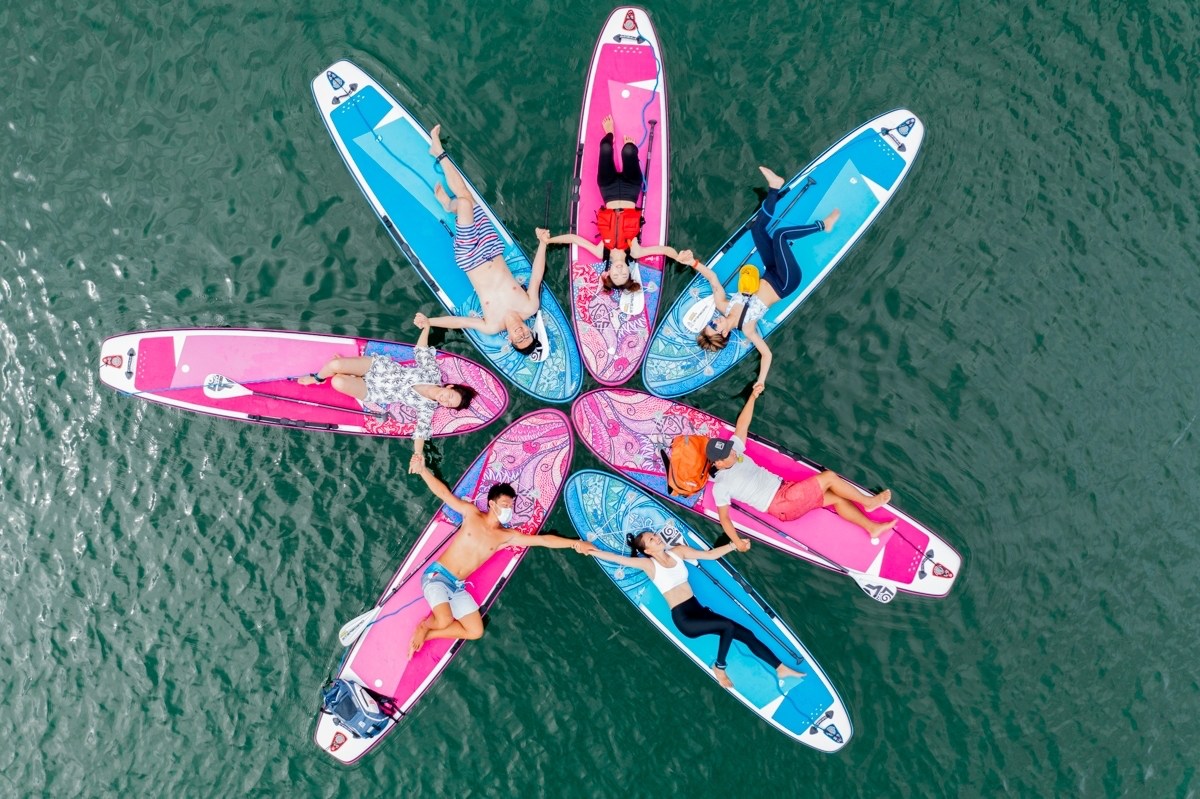 螢火蟲季６玩法！划SUP＋看螢河、住露營車賞五月雪，親子放電、美拍行程一次收