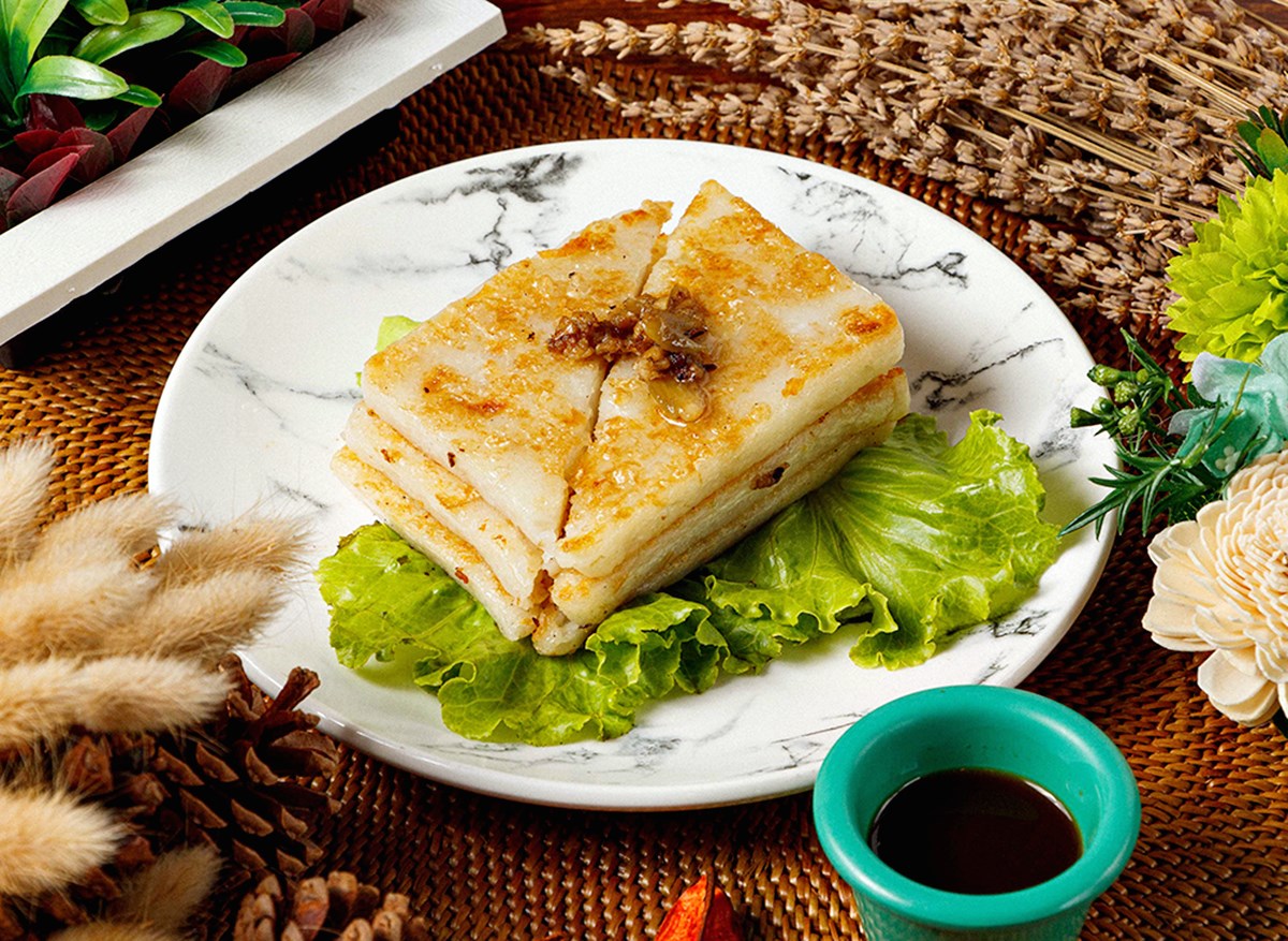 【晨光好食祭】人氣爆棚「超值早午餐」爽嗑爆汁手拍堡，免費送飲品＋折價券