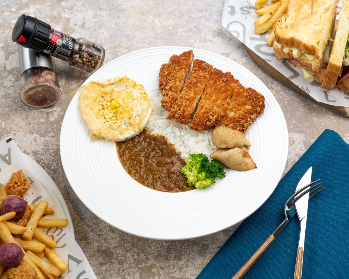 【晨光好食祭】鹹酥雞免費送！高CP「濰克早午餐」必吃金澤咖哩飯、得獎叻沙麵