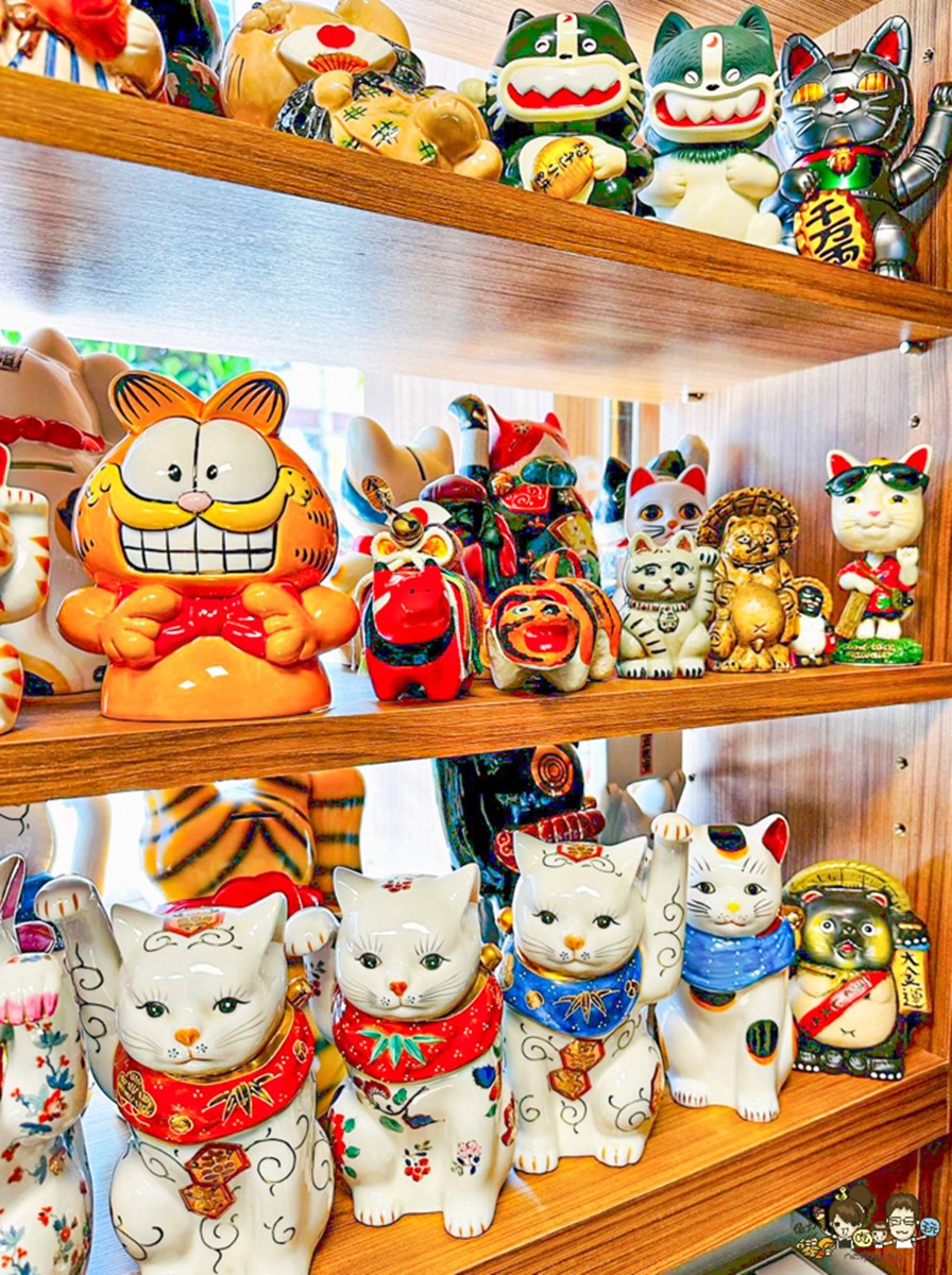 上千隻招財貓包圍！高雄日系懷舊小店開幕就爆紅， 消暑開喝古早味雪淇冰紅茶