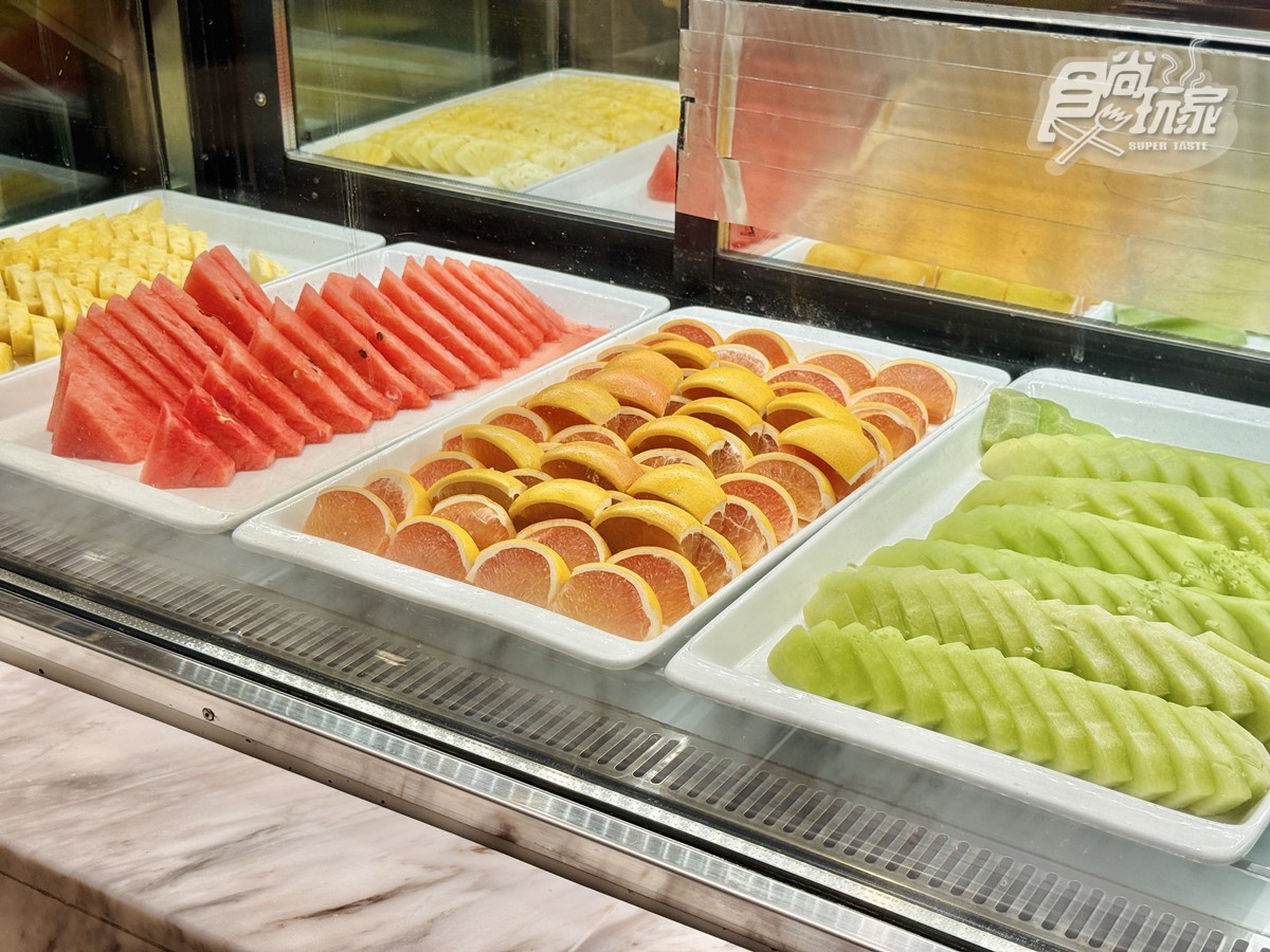 ４人同行１人免費！台北吃到飽「沖繩美食季」登場，下午茶第２位半價