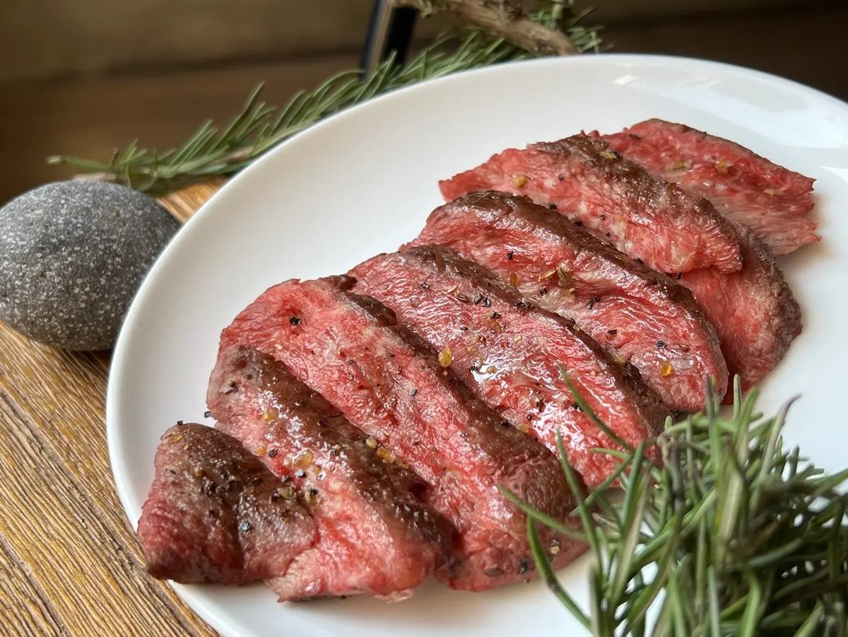 拿出「皮克敏手遊」畫面！走7000步免費吃牛排，也能換千層蛋糕、招牌排骨酥